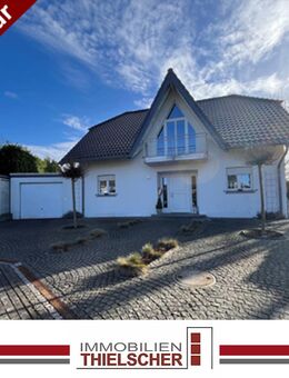 Am Ende einer Sackgasse gelegenes großzügiges, freistehendes Einfamilienhaus in Übach-Palenberg - Übach-Palenberg
