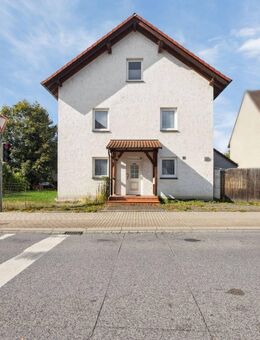 Renovieren & Einziehen: Saniertes Einfamilienhaus aus 2000 in zentraler Lage von Werl - Werl