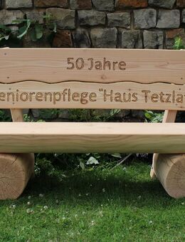 Gartenbank aus Lärche. Holzbank. Hochzeitsgeschenk. Jubiläumsgeschenk. - Steyerberg