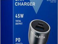 VARTA 45 Watt Output 1x USB-A / 1x USB-C PD Autobatterie-Ladegerät