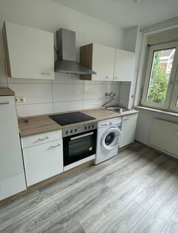 Renovierte 2-Zimmer Wohnung mit EBK in guter Lage - Mannheim