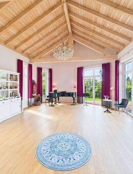 Modernisiertes Traumhaus mit separatem Studio, Sauna, PV-Anlage & flexiblen Nutzungsmöglichkeiten - Hargesheim