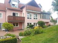 Attraktive 3 Zimmer Souterrain - Wohnung mit Terrasse in ruhiger und sonnige Lage von Ensdorf - Ensdorf (Bayern)