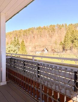 Massiv gebautes Haus mit modernisierter Technik und ausbaufähigem Dachgeschoss - Uhingen