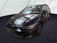 VW Golf, 2.0 TDI VIII Life AMBIENTE-BEL, Jahr 2024 - Hohenwestedt