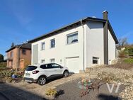 Neuer Preis! Gepflegtes Einfamilienhaus mit großem Garten in ruhiger Lage von Herbitzheim - Gersheim