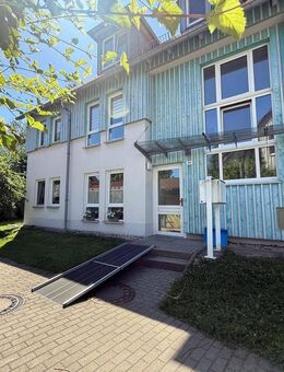 gemütliche 3- RWE mit Terrasse und Garten auf zwei Etagen in Reichenbach ! - Reichenbach (Oberlausitz)