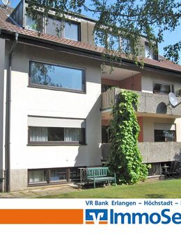 Stattliches Dreifamilienhaus in Ortslage - Möhrendorf