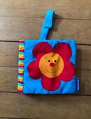 Buntes Baby Buch aus Stoff in 66787