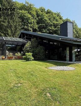 Eine Immobilie der Extraklasse! Traumhaus mit tollem Grundstück! - Montabaur