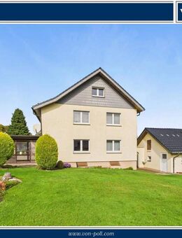 Saniertes Zweifamilienhaus in Waldrandlage von Horn-Bad Meinberg! - Horn-Bad Meinberg