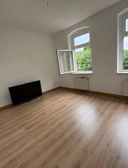 **Gemütliche 2-Raum-Wohnung in ruhiger Lage** - Greiz