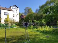 großes Familienhaus mit gepflegten Garten mit Obst und Gemüse, Pool und viel Platz - Markneukirchen