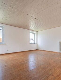 Raum für Ideen - 3 Zimmer mit Altbaucharme warten auf frischen Wind! - Malente