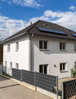 Moderne Doppelhaushälfte mit Südterrasse und kl. Garten, Neuwertig & Energieeffizient - EnEff. Kl. A - Petershausen