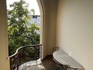Stuckaltbauwohnung mit Balkon in Friedenau - Berlin