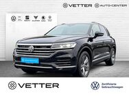 VW Touareg, V6, Jahr 2020 - Pressig