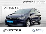 VW Touran, Comfortline, Jahr 2020 - Pressig