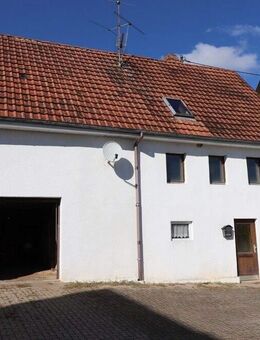 Sanierungsbedürftiges Wohnhaus mit Scheune, großzügigem Grundstück, Ferienhaus u. Schuppen! - Münsingen