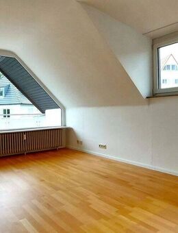 "Auf dem Haigst" - Charmante DG-Wohnung mit Balkon! - Stuttgart