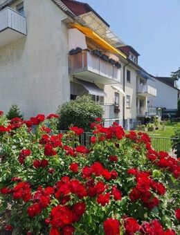 ETW-Eckwohnung mit Balkon inklusive Einzel-Garage - Edingen-Neckarhausen