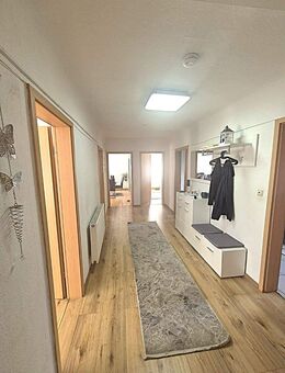 Großzügige 5-Zimmer-Wohnung in Toplage von Kirchheim unter Teck - Kirchheim (Teck)