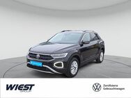 VW T-Roc, 1.5 TSI Life PLUS IQ DRIVE, Jahr 2024 - Darmstadt