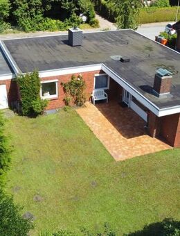 Wundervoller Bungalow auf dem Rhen! Traumlage, Vollkeller und Kamin inklusive - Henstedt-Ulzburg