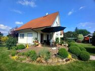 Gepflegtes Einfamilienhaus auf idyllisch angelegtem Grundstück sucht neue Eigentümer in Leina - Herrenhof