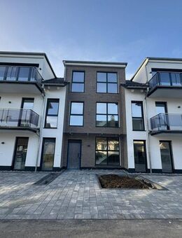 Moderne 2-Zimmer-Wohnung DG in Drolshagen, Baujahr 2024, ab dem 01.09.2025 zur Miete frei - Drolshagen