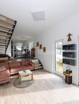 Modernes Einfamilienhaus (KfW 55, PVA + Speicher, Wallbox, Gewährleistung bis 2028) und ELW - Bedburg