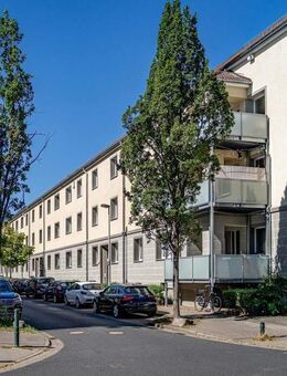 SEMMELHAACK: Erstbezug! Sanierte 4-Zimmer Wohnung mit Balkon! - Braunschweig