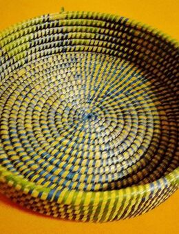 großer Obstkorb Brotkorb, neuwertig, grün blau, Naturmaterial, Schale, Korb, Schüssel, Tablett, Körbchen, Kiste, fair trade, Geschenk - Koblenz