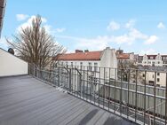 Touch The Sky: Starke Dachgeschosswohnung für Singles! (sofort verfügbar) - Berlin