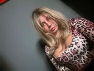 Vicky 27 Jahre Sissy liebt Hetero - Oldenburg