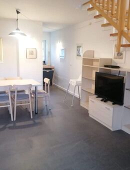 Lichtdurchflutetes Maisonette Apartment mit Terrasse in Süd-West Lage und Strandnähe - Dranske