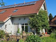 Anfragestopp wg. hoher Nachfrage!! Doppelhaushälfte mit hoher Energieeffizienz auf nicht einsehbarem Grundstück in ruhiger Lage - Vorwerk