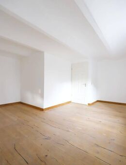 *Waldrach* schöne 2 ZKB Wohnung in historischem Wohnhaus! - Waldrach