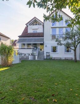 Charmantes Wohnhaus mit drei Einheiten im beliebten Wohngebiet - Kirchheim (Teck)