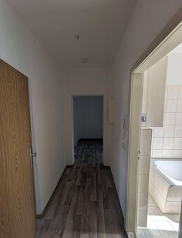 Gemütliche 2-Zimmer-Wohnung mit Balkon und Tageslichtbad - Annaburg