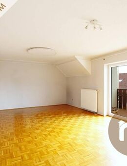 Familienfreundliche Maisonettewohnung mit eigenem Garten und großzügigem Schnitt - Kösching
