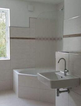 Ruhige Wohnung, große Terrasse mit eigenem Garten - Berlin