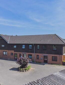 Gepflegte Immobilie mit drei Wohneinheiten: Eigennutzung und/oder Vermietung nahe Rendsburg - Sophienhamm