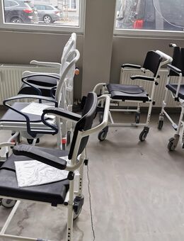 Pflege Produkte (Pflegebett,Rollstühle uvm.) - Frankfurt (Main)