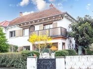 Kleine Doppelhaushälfte mit großer Terrasse, Garage & Stellplatz auf ca. 507 m² großem Grundstück - Mainz