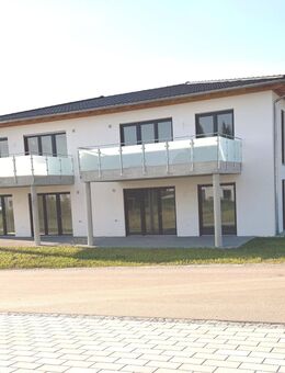 !!!Gelegenheit: 3-Zimmer-Wohnung mit 82m², 30m² Keller/Hobbyraum und Garage!!! - Bad Kötzting