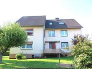 Geräumiges 3 Familienhaus mit Nebengebäude in Niestetal-S. - Niestetal