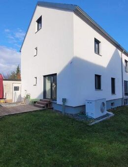 KFW-EH 55! Sanierter Altbau mit Anbau in Neusäß-Ottmarshausen als EFH oder ZFH - Neusäß