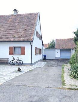 RESERVIERT! -Familienglück zum fairen Preis - Doppelhaushälfte mit Wohlfühlgarten - Tüßling