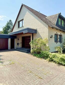 Solides & großzügiges Architektenhaus mit schönem Garten in reizvoller Wohnlage - Burgwedel